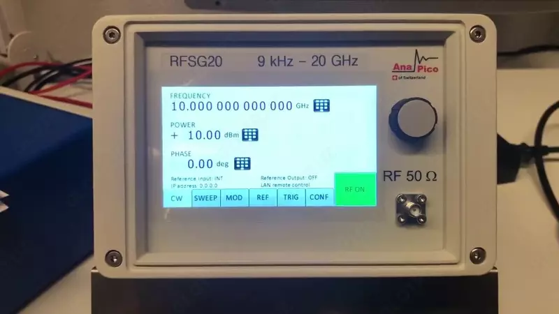 RFSG20 — генератор сигналов