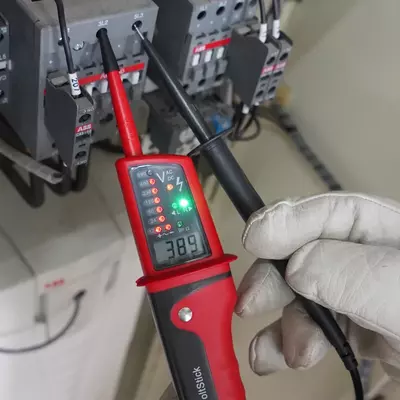 UNI-T UT15C — многофункциональный детектор напряжения