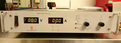 SM 70-22 — источник питания