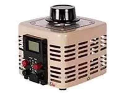 TDGC2-Y-0,5K (2А) — автотрансформатор однофазный лабораторный с цифровым индикатором