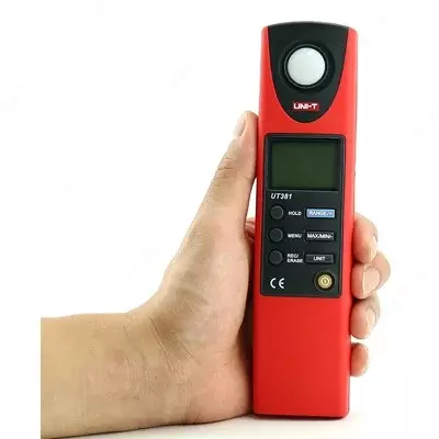 UNI-T UT381 — измеритель освещенности (люксметр) цифровой