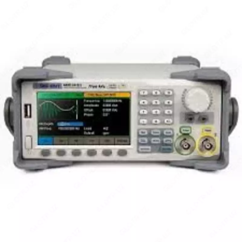 DSG815 — генератор сигналов высокочастотный