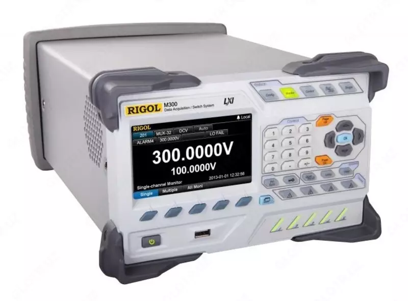M301 — мультиметр цифровой с системой сбора данных и коммутации (базовый блок с измерительным модулем)