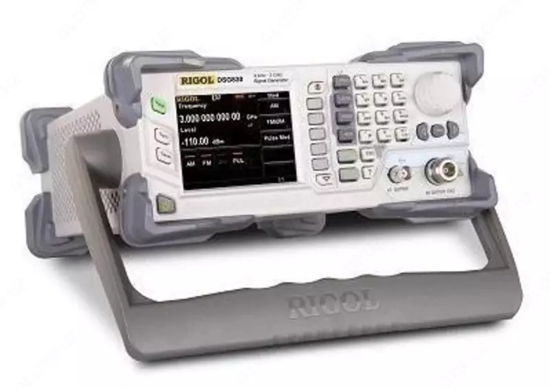 DSG830 — генератор сигналов высокочастотный