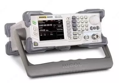 DSG830 — генератор сигналов высокочастотный