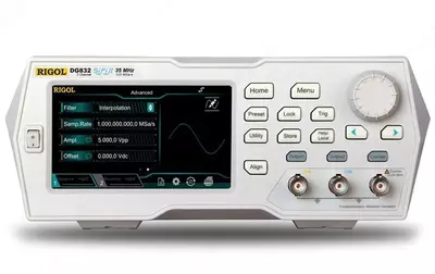 DG832 — универсальный генератор сигналов