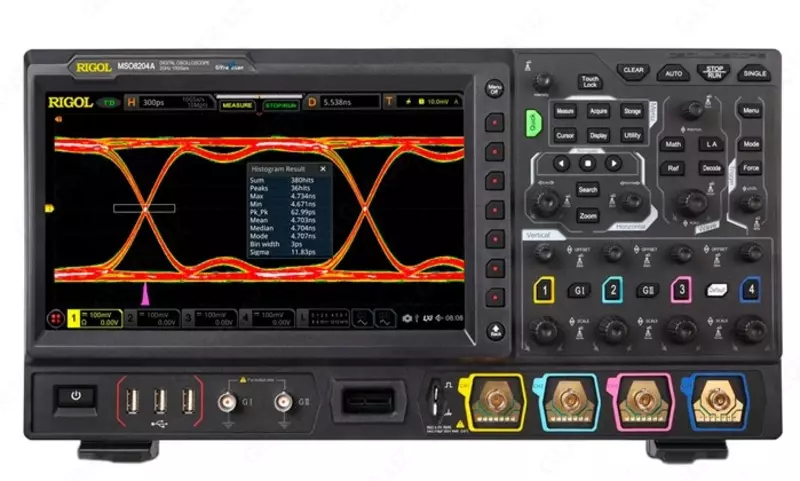 MSO8204A — цифровой осциллограф