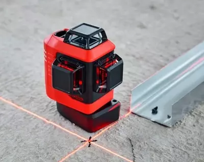 LINO L6R-1 — лазерный нивелир (в кейсе)
