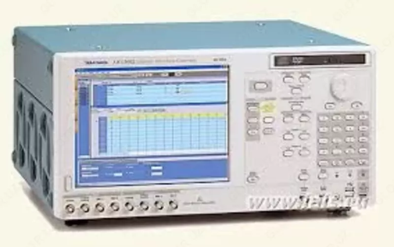 AWG5014B — генератор сигналов произвольной формы