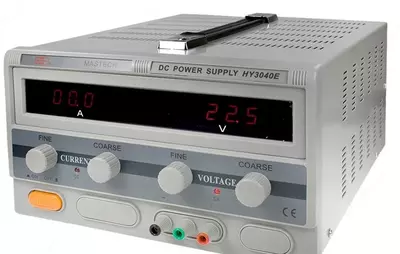 Mastech HY3040E — источник питания
