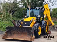 Экскаватор-погрузчик JCB 4CX