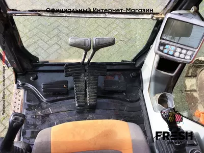 Гусеничный экскаватор Doosan DX140LC