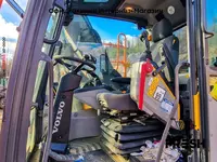 "Fresh online"©️ - Колесный экскаватор Volvo EWR 130E