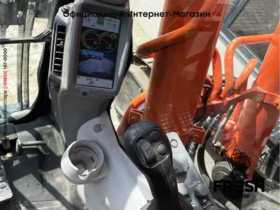 Hitachi ZX300LCN-6 paletli ekskavator