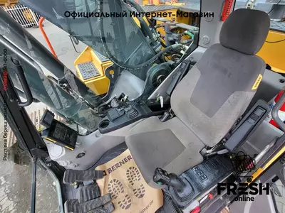 Гусеничный экскаватор Volvo EC300 E L