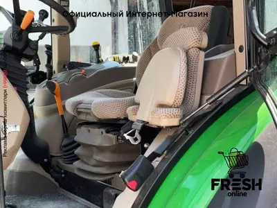 Колесный трактор John Deere 5115 M