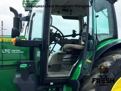 Колесный трактор John Deere 6155R