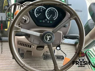 Колесный трактор John Deere 6155R