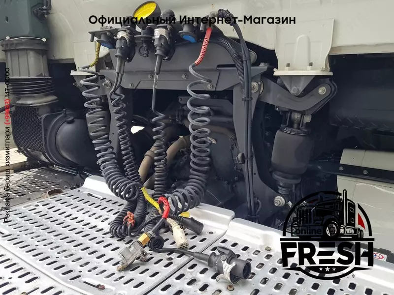 Тягач Iveco S-Way 570 4X2