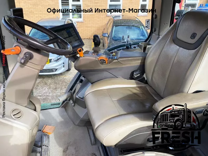 Колесный трактор John Deere 7R310