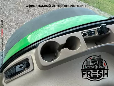 Колесный трактор John Deere 8335R