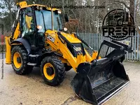 в рассрочку от 2 442 сум Экскаватор-погрузчик JCB 3CX Plus