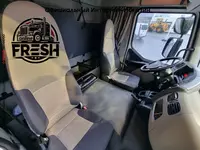 Автовоз грузовик Renault Midlum 220 4X2  Тягачи