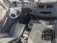 Холодильник грузовик Volvo FE 360 4X2  - Бортовые грузовики