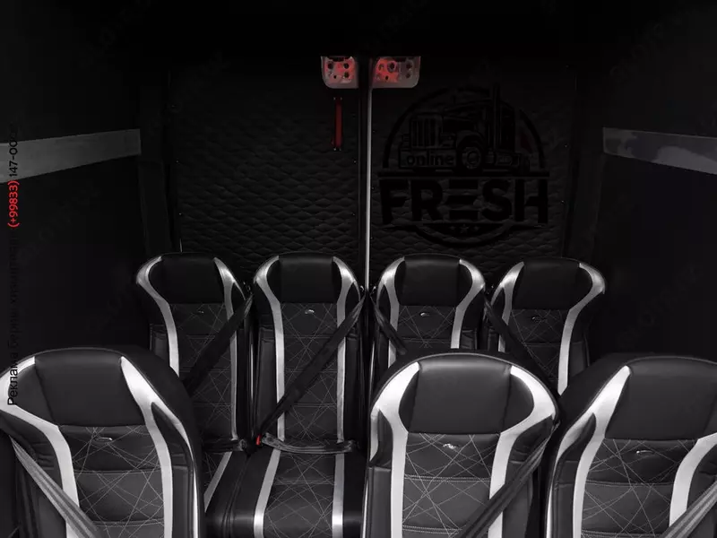 Микроавтобус Mercedes-Benz Sprinter