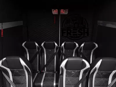 Микроавтобус Mercedes-Benz Sprinter 