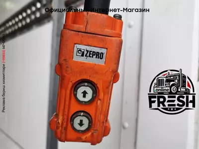 Закрытый грузовик MAN TGX 26.400 6X2