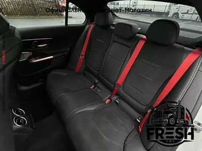 Седан автомобиль Mercedes C43 AMG 4Matic