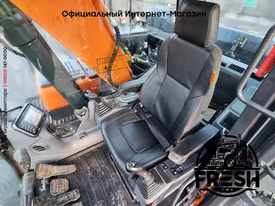 Гусеничный экскаватор Doosan DX140 LC-7 