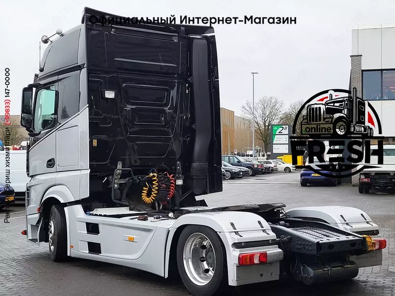 Mega тягач Mercedes Actros 1848 4X2