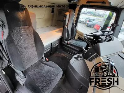 Mega тягач Mercedes Actros 1848 4X2 