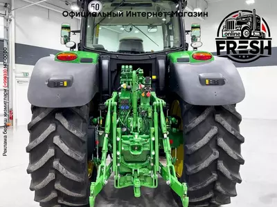 Колесный трактор John Deere 6195R