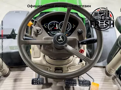 Колесный трактор John Deere 6195R