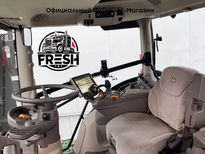 Колесный трактор John Deere 6250R