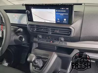 Фургон Opel Vivaro 120PK