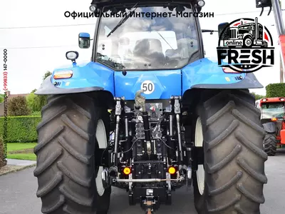 Колесный трактор New Holland T8.390