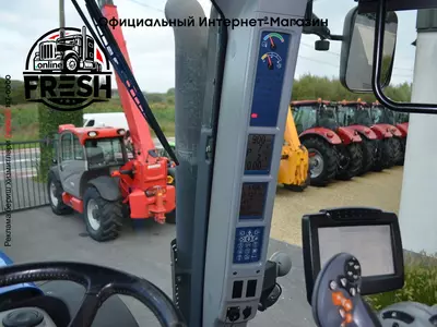 Колесный трактор New Holland T8.390