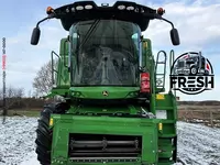 в рассрочку от 1 813 сум Зерноуборочный комбайн John Deere W540i