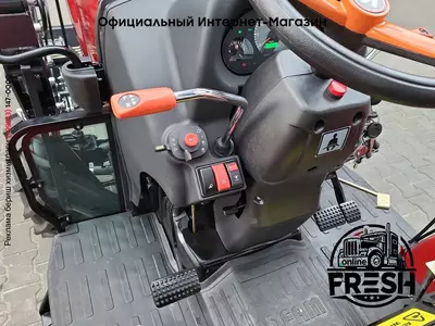 Колесный трактор Knegt 304G2E 4X4