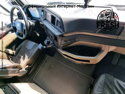 Закрытый грузовик MAN TGX 26.580 6X2