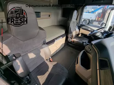 Закрытый грузовик MAN TGX 26.580 6X2