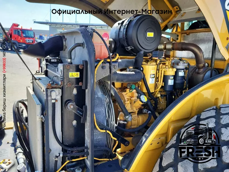 Каток Caterpillar CS78 B