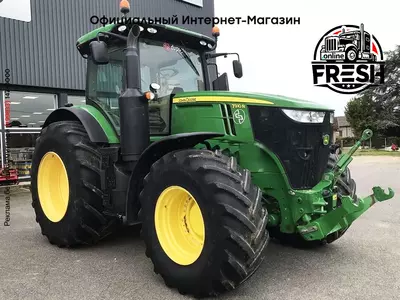 Колесный трактор John Deere 7310R