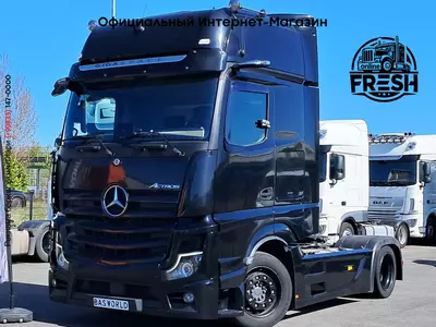 Mega тягач Mercedes Actros 1848 4X2