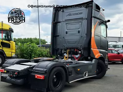 Тягач Mercedes Actros 2163 4X2