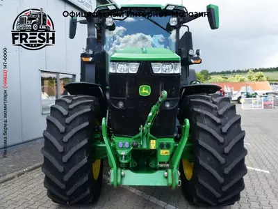 Колесный трактор John Deere 7R 330